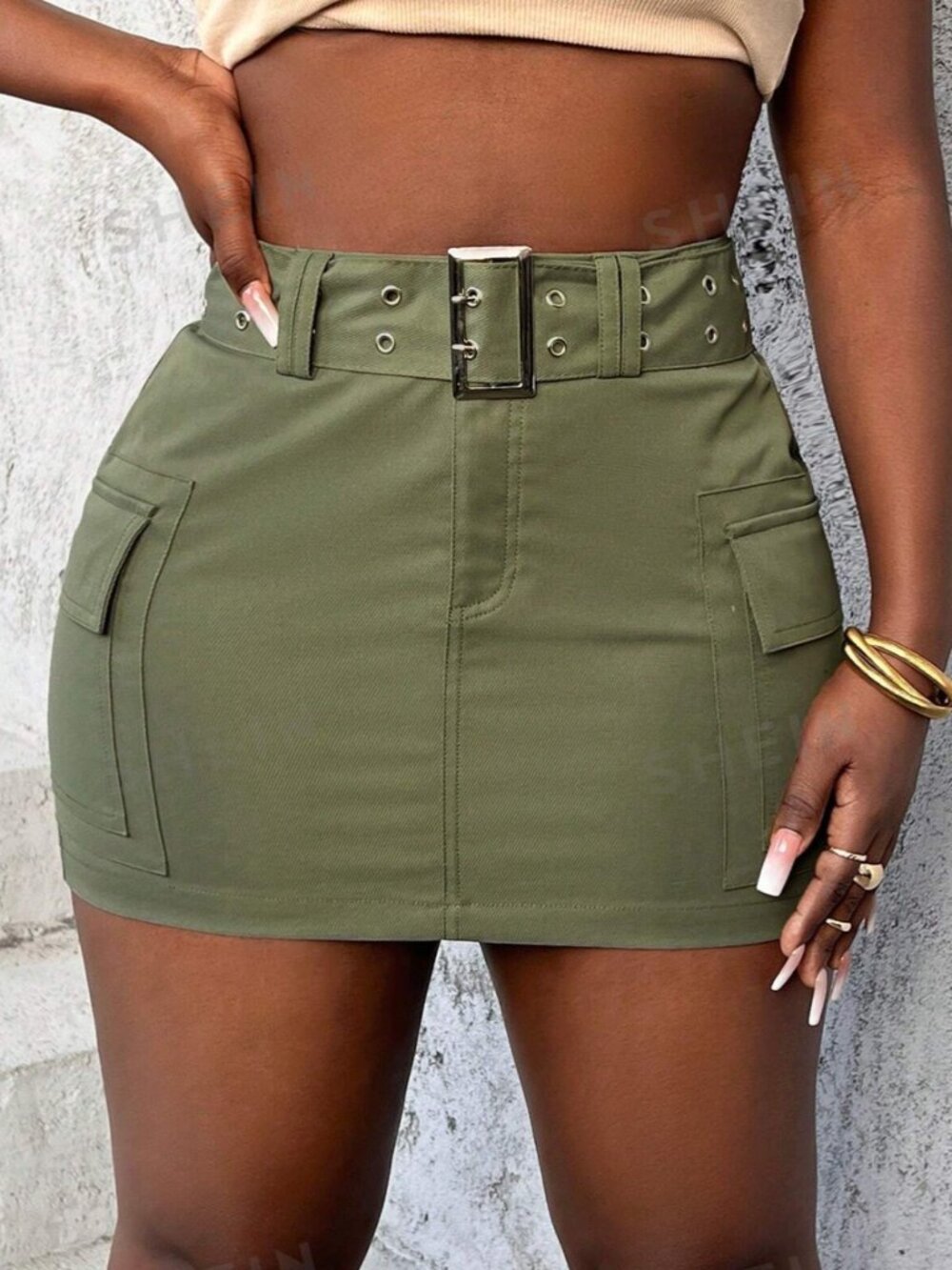 SHEIN Gorpcore Army Green Cargo Mini Skirt w/ Double Pin Belt, Casual Utility